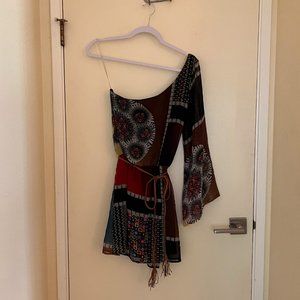 Yahada USA dress size small multicolored one shoulder